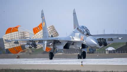Suchoi Su-30SM, Sukhoi, Kasachstan, Kazakh Air Force, Parachute, Fallschirm