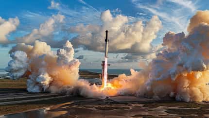 Starship, SpaceX, Flight 14, Star Base, Boca Chica Starship umrundet erfolgreich die Erde