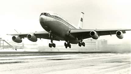 Der erste sowjetische Großraumjet Iljuschin Il-86 in Aktion.