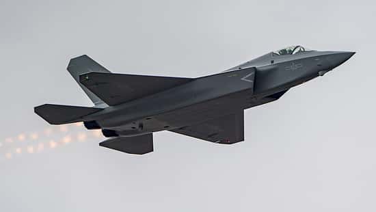 Chinas neuer Stealth-Kampfjet J-35A im Flug.