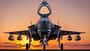 F-35I Adir Israel mit vier JDAM-Bomben von vorn im Sonnenuntergang