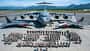 Gruppenbild vor C-17 und F-22 in Elmendorf