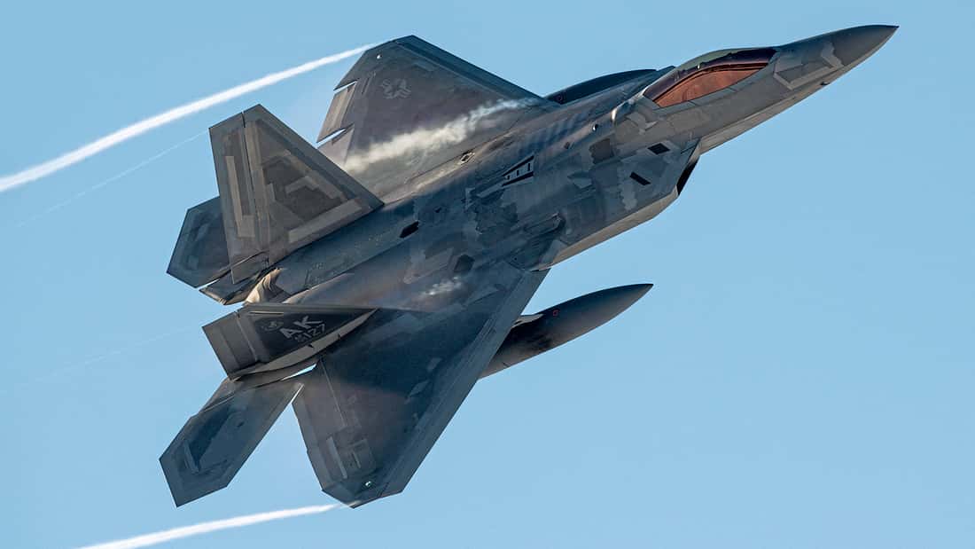 Was steckt hinter diesen Aussagen?: Trump träumt von zweistrahliger F-35 und „F-22 Super“