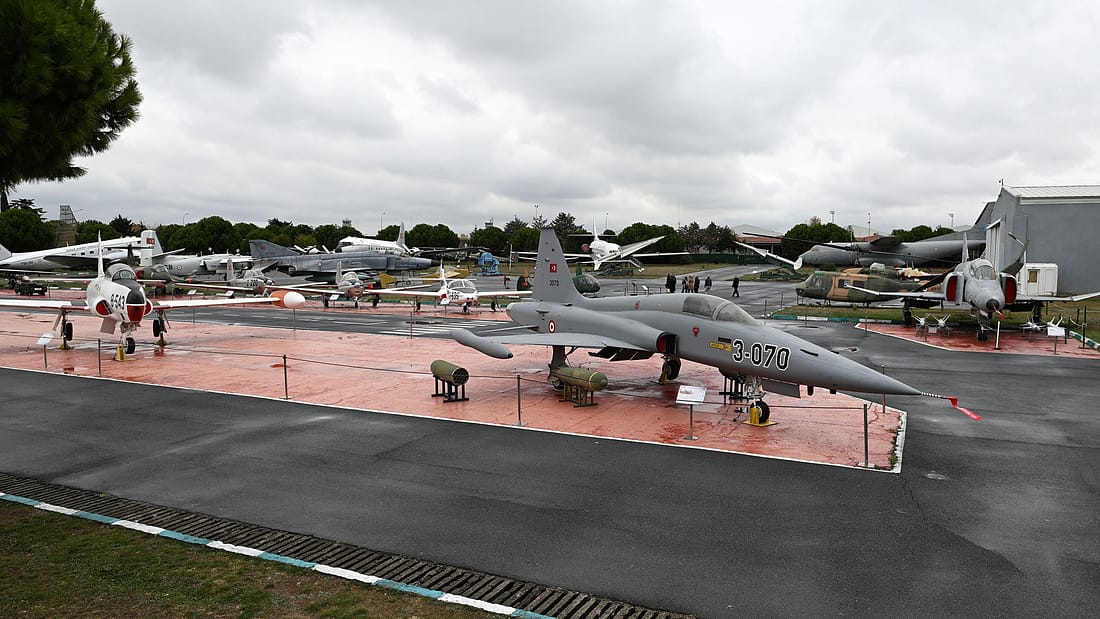Zu Besuch im Luftfahrtmuseum von Istanbul: Die Flugzeug-Schätze der Türkei