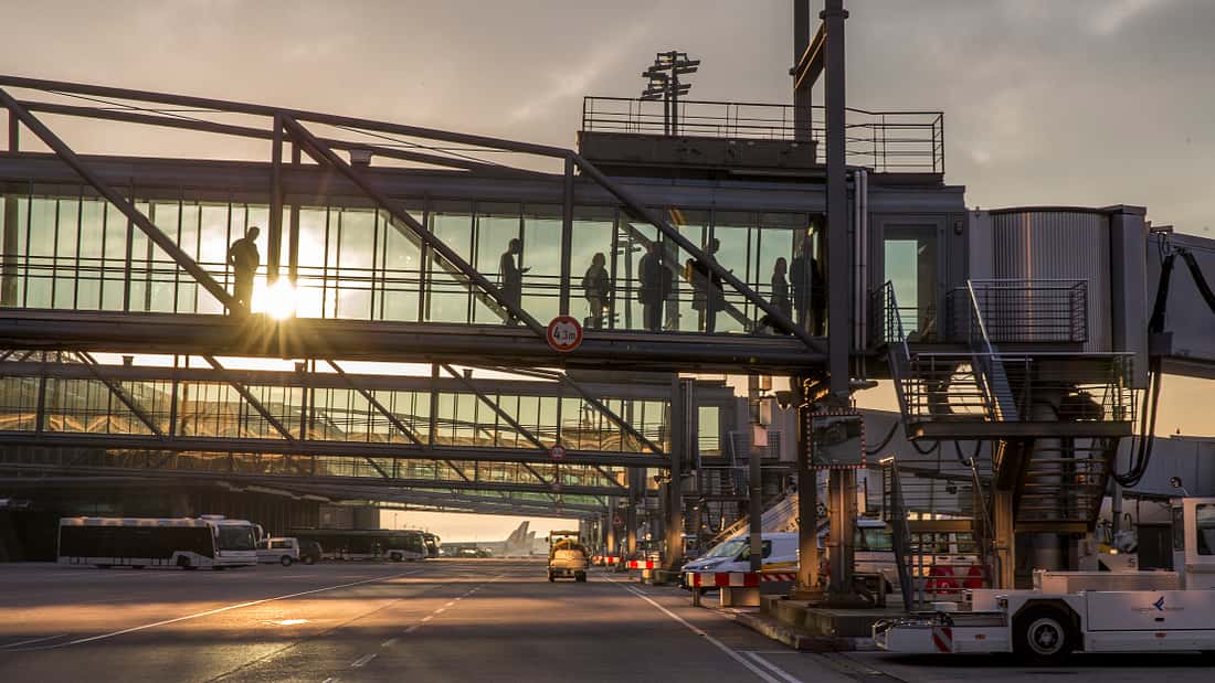 Branchenverband BDL fürchtet bleibende Lücken: Hohe Gebühren würgen den deutschen Luftverkehr ab