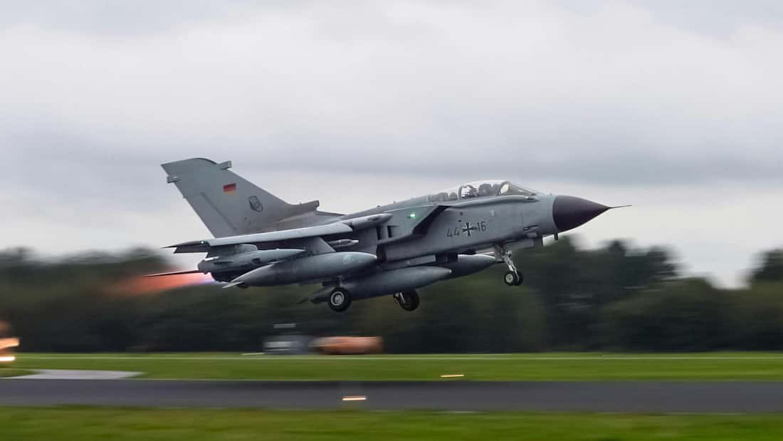 NATO probt den nuklearen Ernstfall: Deutsche Tornados bei Atomwaffen-Übung
