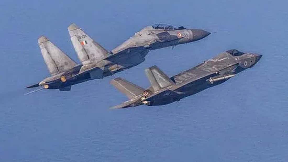 Kampftraining um Flugzeugträger „Prince of Wales“: Indiens Su-30 üben Dogfight gegen britische F-35B