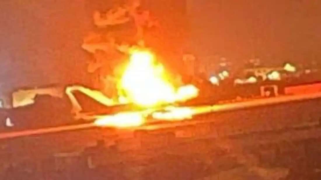 Brennt hier die letzte KC-747 der Welt?: Ultra-seltener Boeing 747-Tanker wohl im Iran zerstört