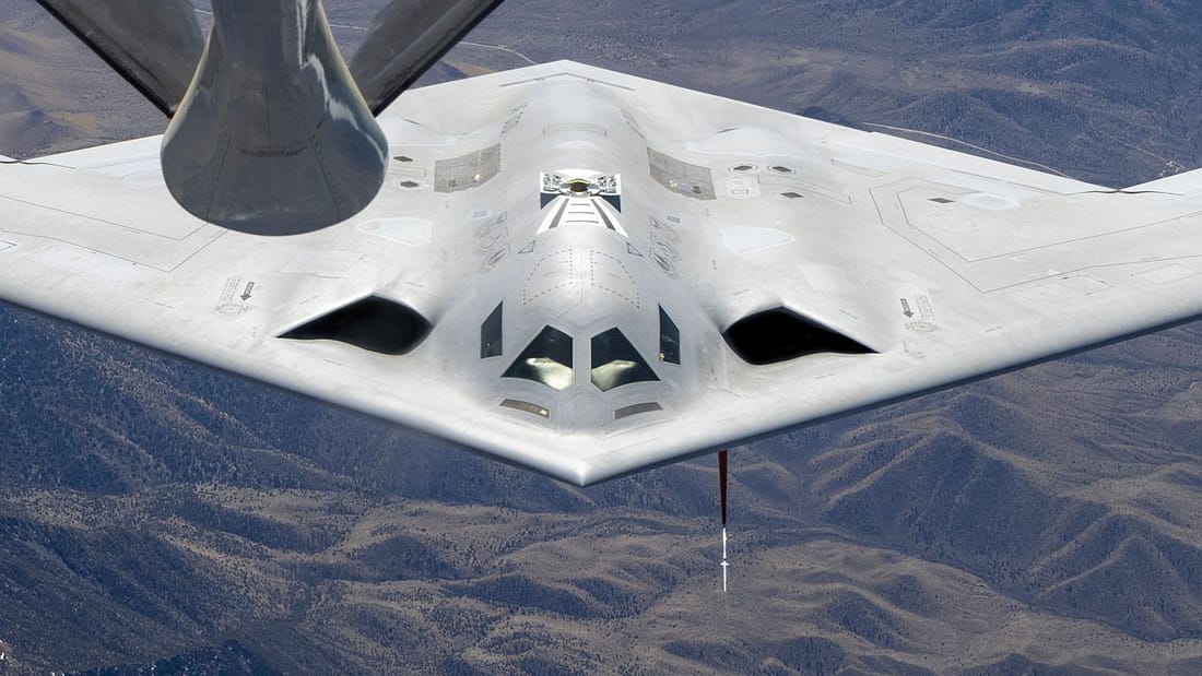 US-Superbomber soll schneller zur Truppe: Milliardensumme für B-21 Raider