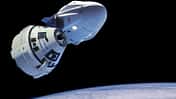 Die Raumkapseln Crew Dragon von SpaceX und CST-100 Starliner von Boeing.