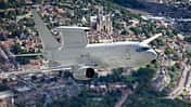 Boeing E-7 Wedgetail der RAF über Lincoln Cathedral