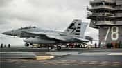 USS "Gerald R. Ford" Flugzeugstart- und Landeversuche im Januar 2020.
