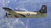 North American T-28 Trojan der Flying Bulls.