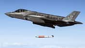 Die Lockheed Martin F-35A der USAF wird für die B61-12-Atombombe zugelassen.