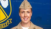 Leutnant Amanda Lee ist die erste Demo-Pilotin der Blue Angels.