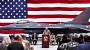 Die US Navy erhält gebrauchte F-16C Fighting Falcon für ihre Aggressor Squadrons.