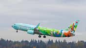 Disney-737 von Alaska Airlines beim Start