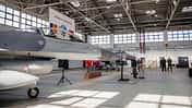 F-16 am Boden mit Redner