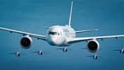 Airbus A350 mit Patrouille de France von vorne
