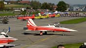 Airshow Emmen F-5 Patrouille Suisse von der Seite