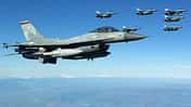 F-16 Griechenland mehrere Maschinen in der Luft