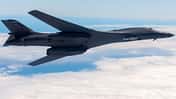 B-1B Lancer bei Testflug mit neuem Pylon