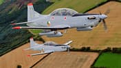 Zwei Pilatus PC-9M Irish Air Corps in Formation