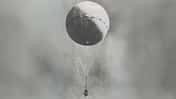 Japanische Fu-Go-Ballonbombe im Flug