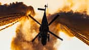 Spektakuläre Abend-Flugshow "Antidotum" in Leszno/Polen. 