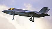F-35B US-Marine ohne Markierungen im Landeanflug