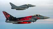 Zwei Eurofighter der Luftwaffe in Formation