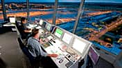 DFS Deutsche Flugsicherung, Fluglotsen, Platzkontrolle, Tower, Towerloste, Arbeitsplatz, Kontrollzentrale, Flughafen Frankfurt, Berufe der Luftfahrt, Radarkontrollzentrum Einblick in den Beruf und die Ausbildung zum Fluglotsen