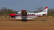 Cessna 208B Grand Caravan EX mit der Registrierung C9-MAF in Mosambik am Boden