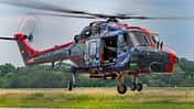 Sea Lyny-Hubschrauber der Marine beim Abschidesflug in Friedrichshafen.