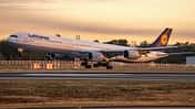 Airbus A340-600 der Lufthansa bei der morgendlichen Landung in Frankfurt.